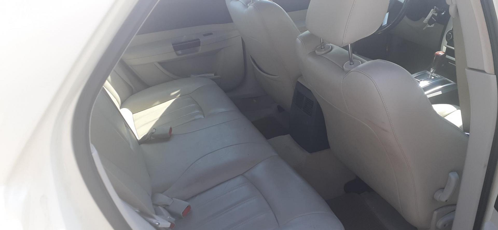 2005 Chrysler 300 C (2C3JA63H55H) with an 5.7L V8 OHV 16V engine, 5-Speed Automatic Overdrive transmission, located at 2015 Cambell Street, Rapid City, SD, 57701, (605) 342-8326, 44.066433, -103.191772 - CARFAX AVAILABLE - Photo#8