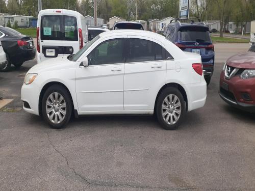 2012 Chrysler 200 LX