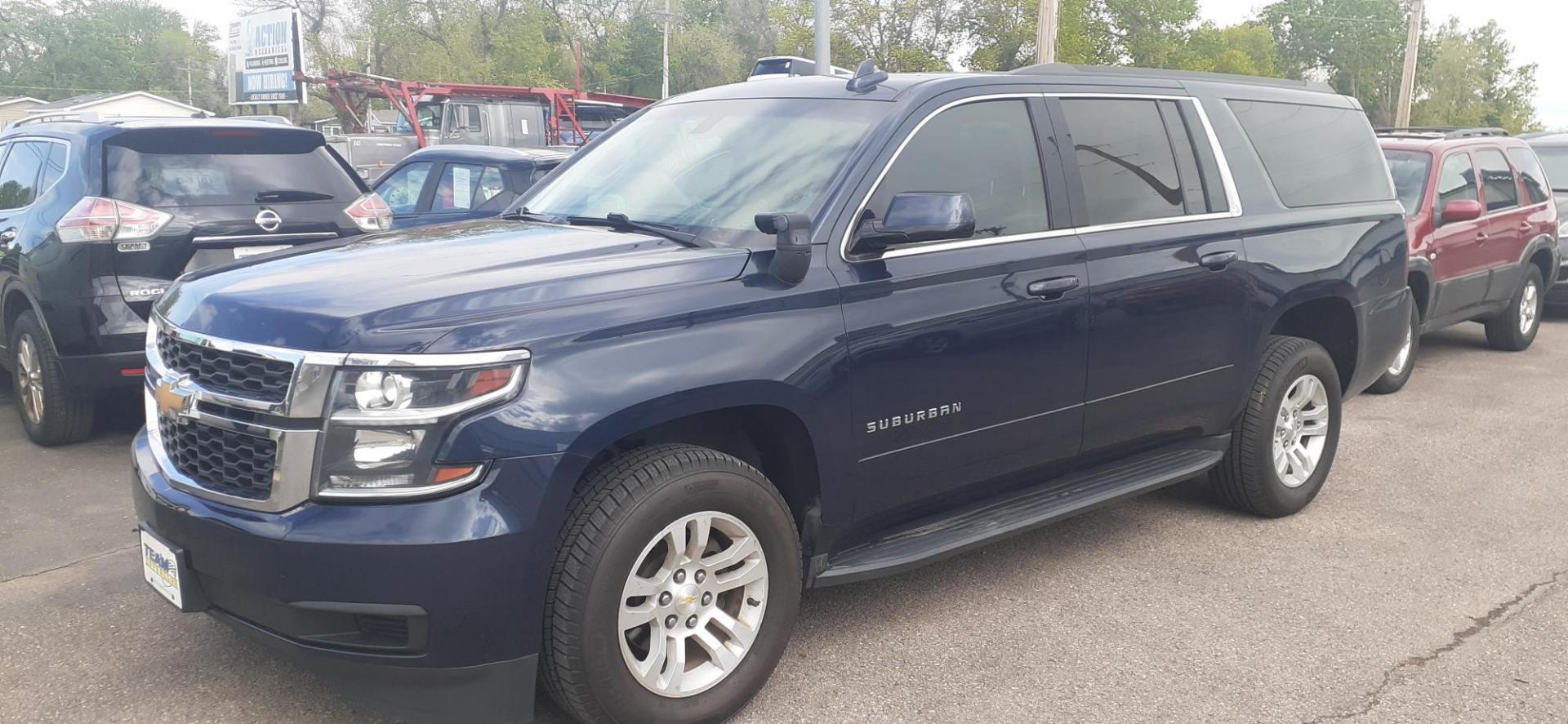 2017 Chevrolet Suburban LS 4WD (1GNSKGKC4HR) with an 5.3L V8 OHV 16V engine, 6A transmission, located at 2015 Cambell Street, Rapid City, SD, 57701, (605) 342-8326, 44.066433, -103.191772 - CARFAX AVAILABLE - Photo#2
