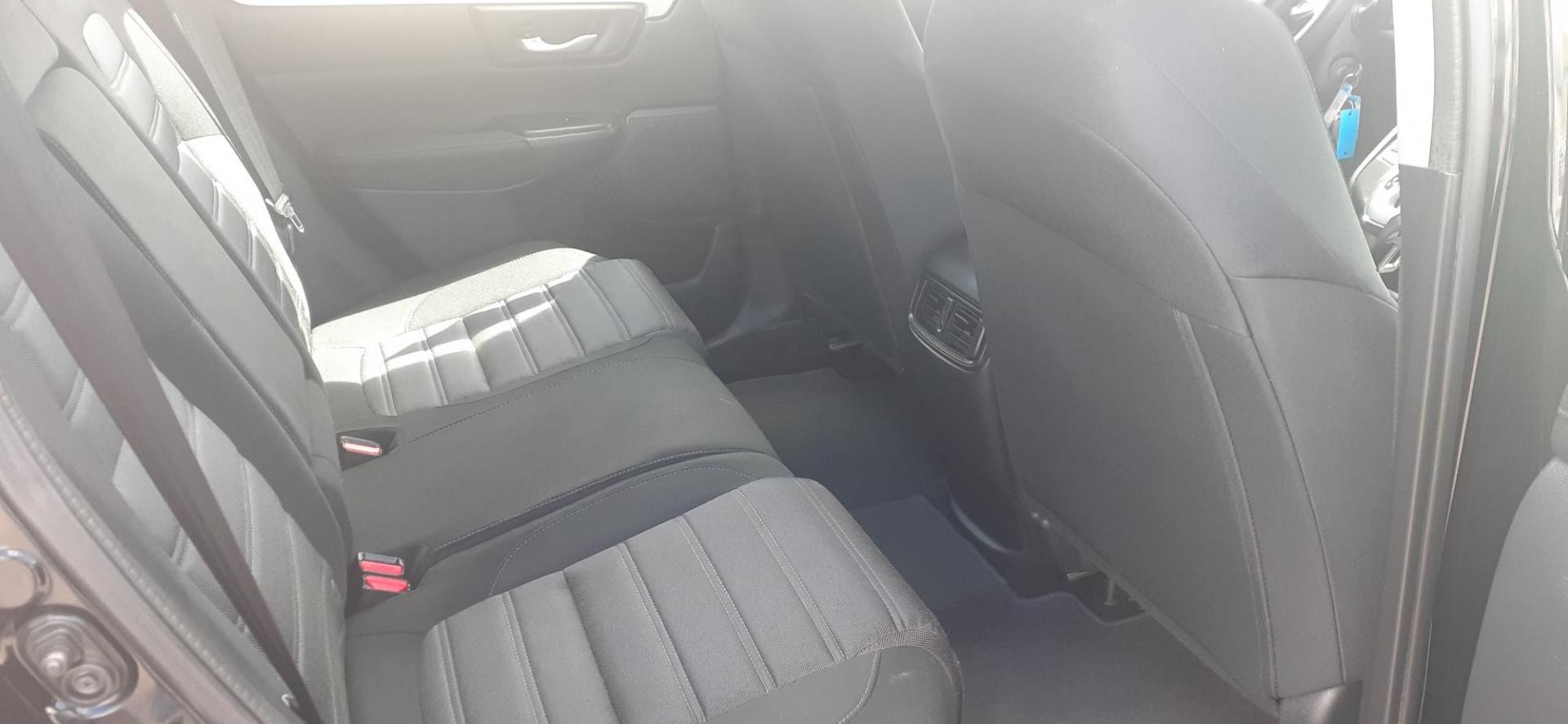 2018 Honda CR-V LX AWD (2HKRW6H36JH) with an 2.4L L4 DOHC 16V engine, CVT transmission, located at 2015 Cambell Street, Rapid City, SD, 57701, (605) 342-8326, 44.066433, -103.191772 - CARFAX AVAILABLE - Photo#8