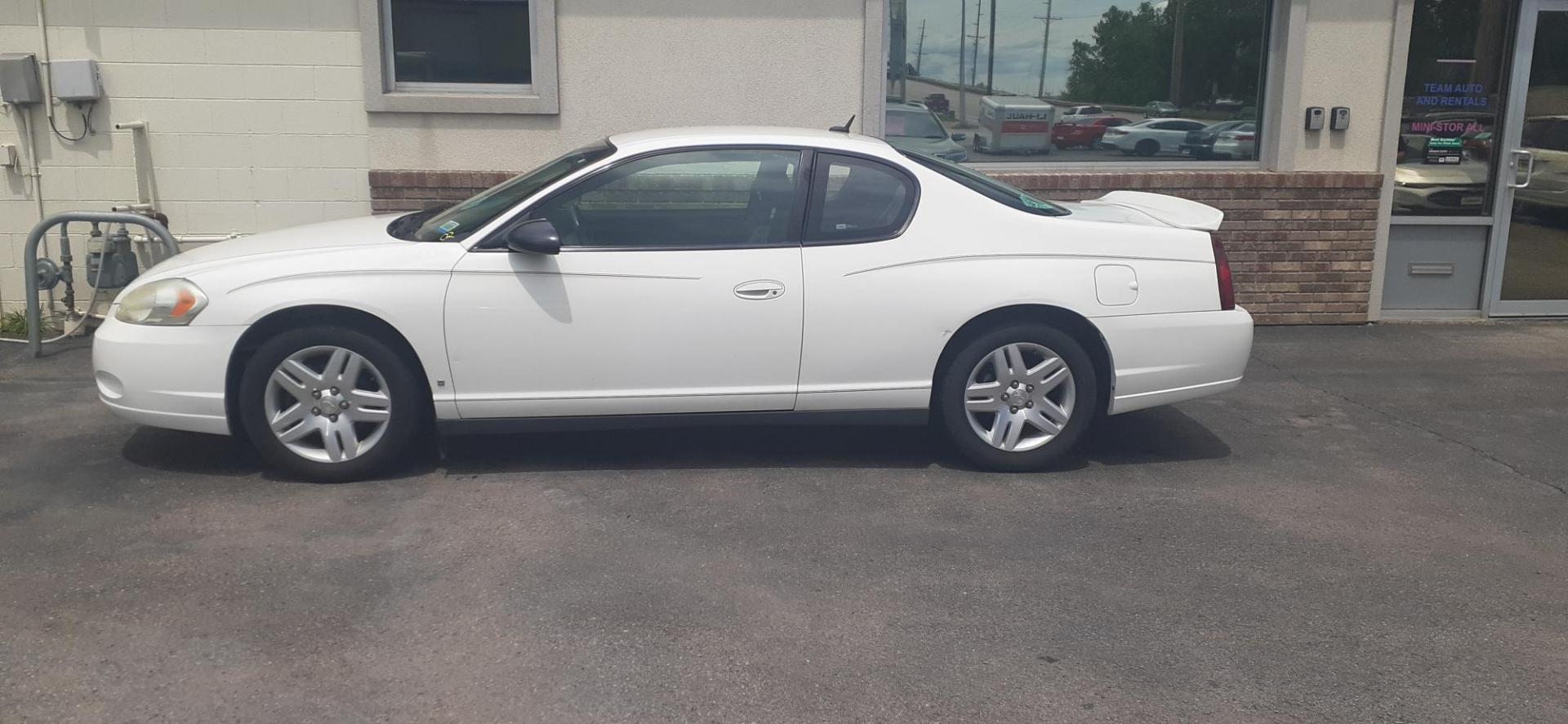 2006 Chevrolet Monte Carlo LT 3.9L (2G1WK151269) with an 3.9L V6 OHV 12V engine, 4-Speed Automatic Overdrive transmission, located at 2015 Cambell Street, Rapid City, SD, 57701, (605) 342-8326, 44.066433, -103.191772 - Photo#0