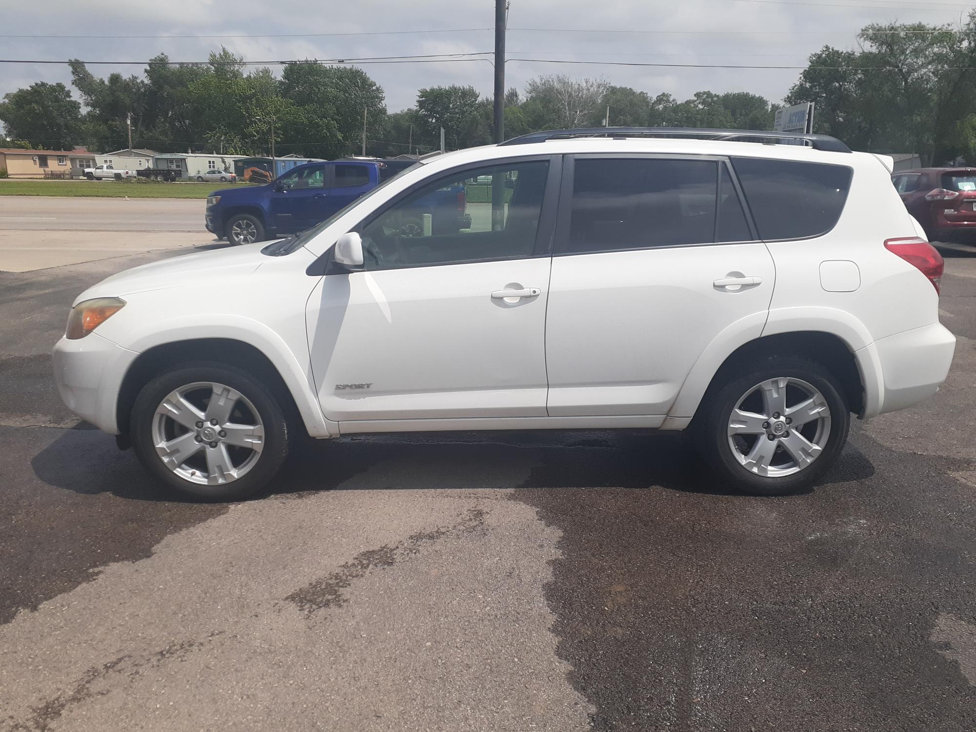 photo of 2007 Toyota RAV4 Sport V6 4WD