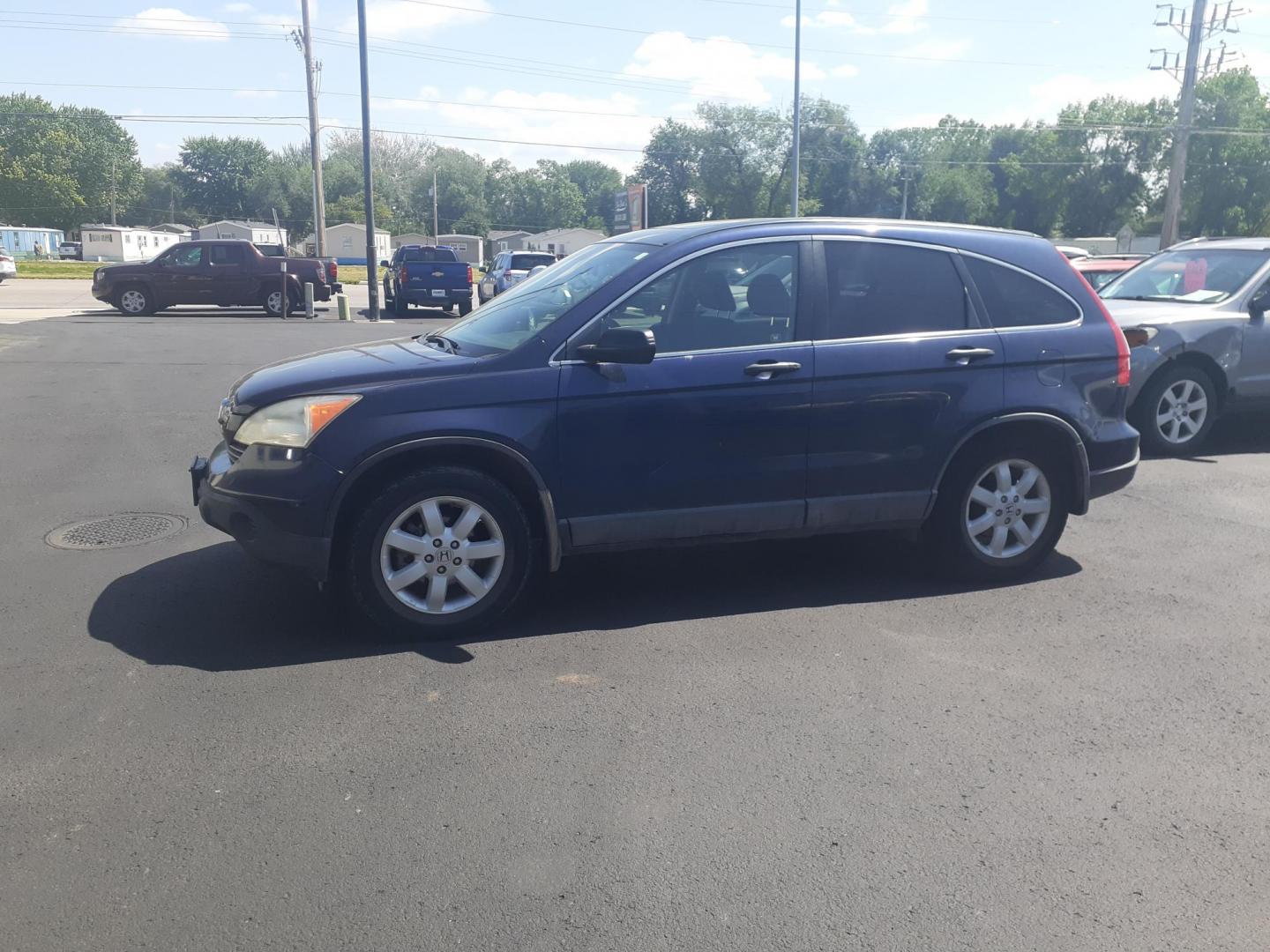 2007 Honda CR-V EX 4WD AT (JHLRE48587C) with an 2.4L L4 DOHC 16V engine, 5-Speed Automatic Overdrive transmission, located at 2015 Cambell Street, Rapid City, SD, 57701, (605) 342-8326, 44.066433, -103.191772 - CARFAX AVAILABLE NO FINANCING AVAILABLE CASH ONLY VEHICLE - Photo#1