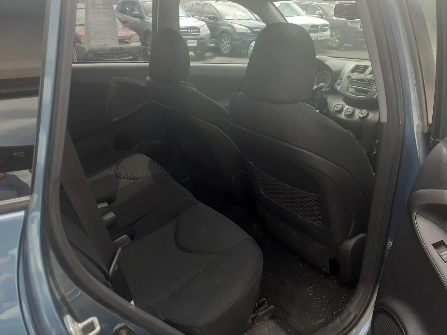 2009 Toyota RAV4 Sport I4 4WD (JTMBF32V295) with an 2.4L L4 DOHC 16V engine, 4-Speed Automatic transmission, located at 2015 Cambell Street, Rapid City, SD, 57701, (605) 342-8326, 44.066433, -103.191772 - Photo#6