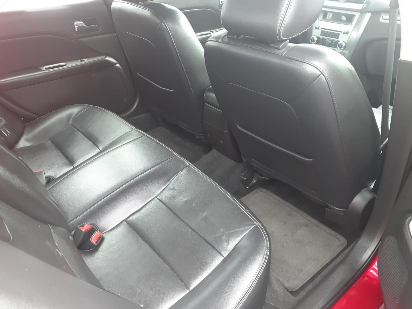 2011 Ford Fusion V6 SEL (3FAHP0JG1BR) with an 3.0L V6 DOHC 24V engine, located at 2015 Cambell Street, Rapid City, SD, 57701, (605) 342-8326, 44.066433, -103.191772 - Photo#7