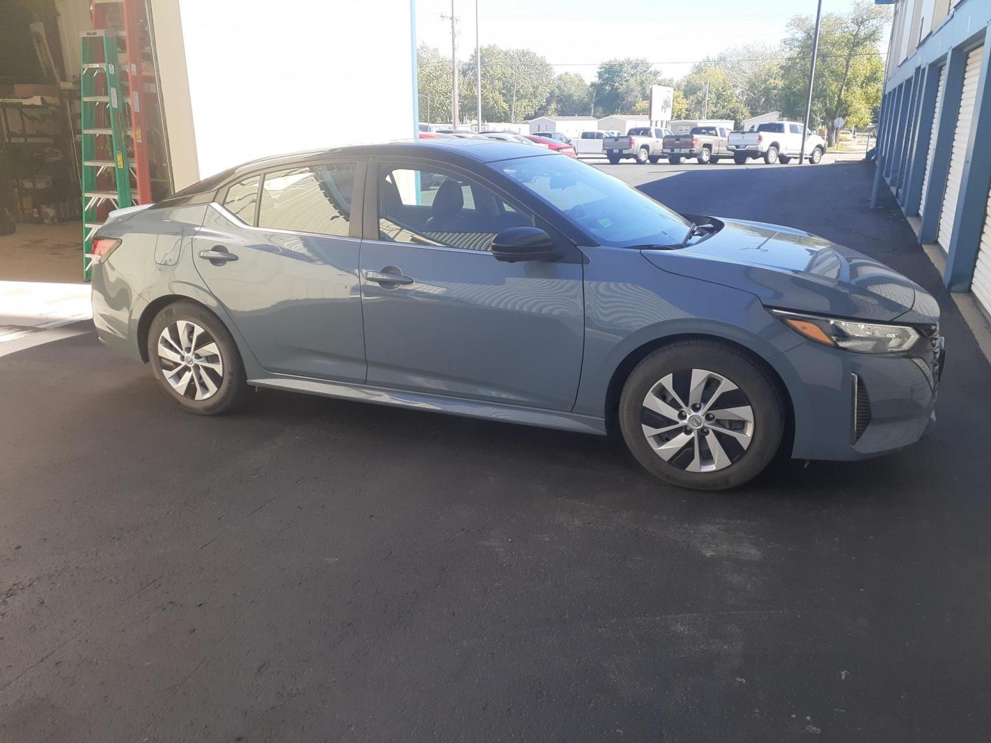 2024 Nissan Sentra SR (3N1AB8DVXRY) with an 1.8L L4 SFI DOHC 16V engine, CVT transmission, located at 2015 Cambell Street, Rapid City, SD, 57701, (605) 342-8326, 44.066433, -103.191772 - CARFAX AVAILABLE - Photo#4