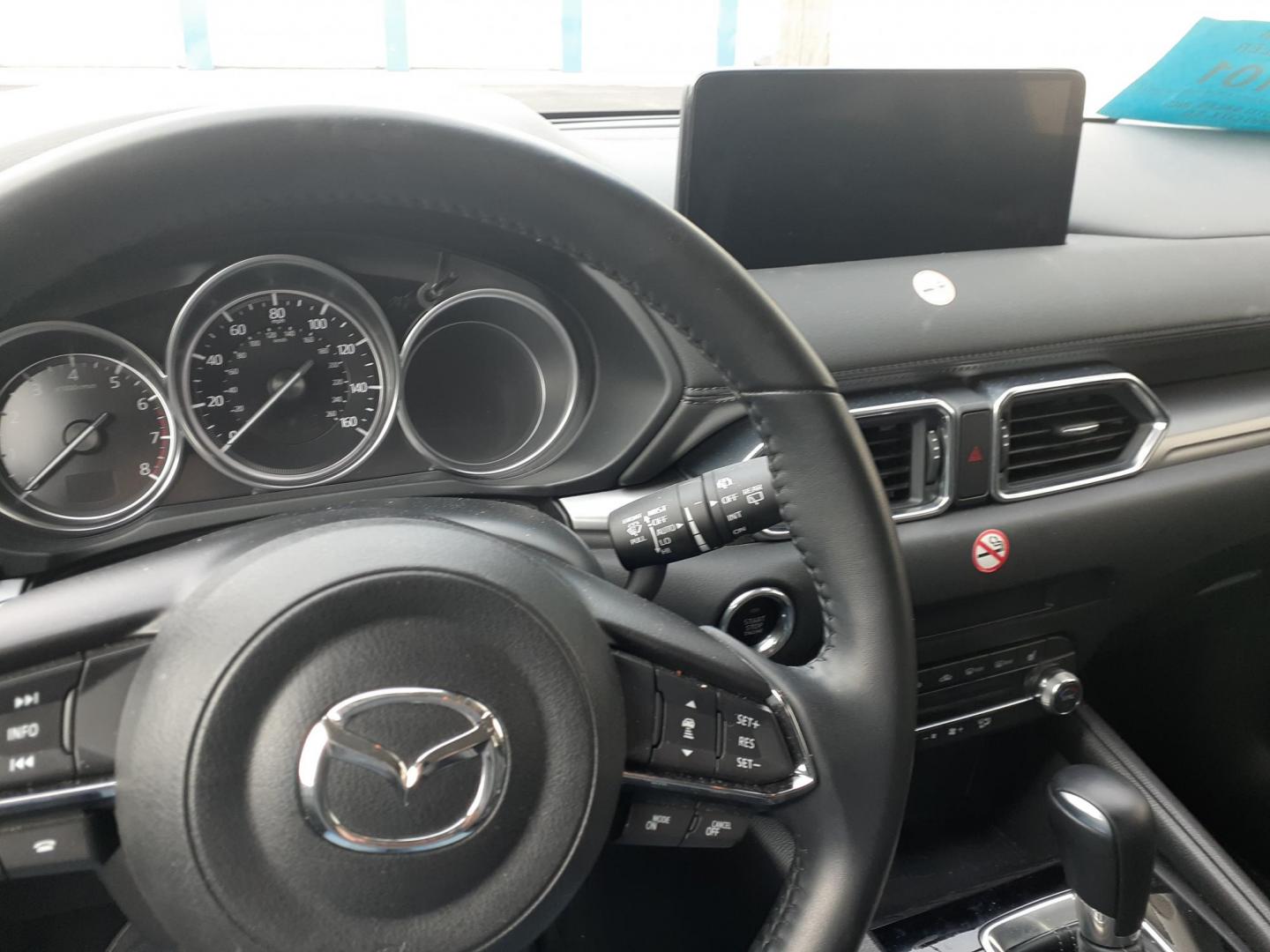 2025 Mazda CX-5 Select (JM3KFBBLXS0) with an 2.5L L4 DOHC 16V engine, 6A transmission, located at 2015 Cambell Street, Rapid City, SD, 57701, (605) 342-8326, 44.066433, -103.191772 - CARFAX AVAILABLE - Photo#7