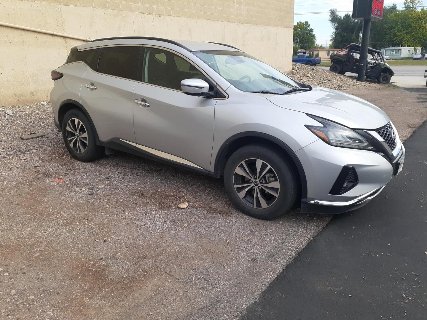 2023 Nissan Murano SV AWD (5N1AZ2BS2PC) with an 3.5L V6 DOHC 24V engine, CVT transmission, located at 2015 Cambell Street, Rapid City, SD, 57701, (605) 342-8326, 44.066433, -103.191772 - Photo#4