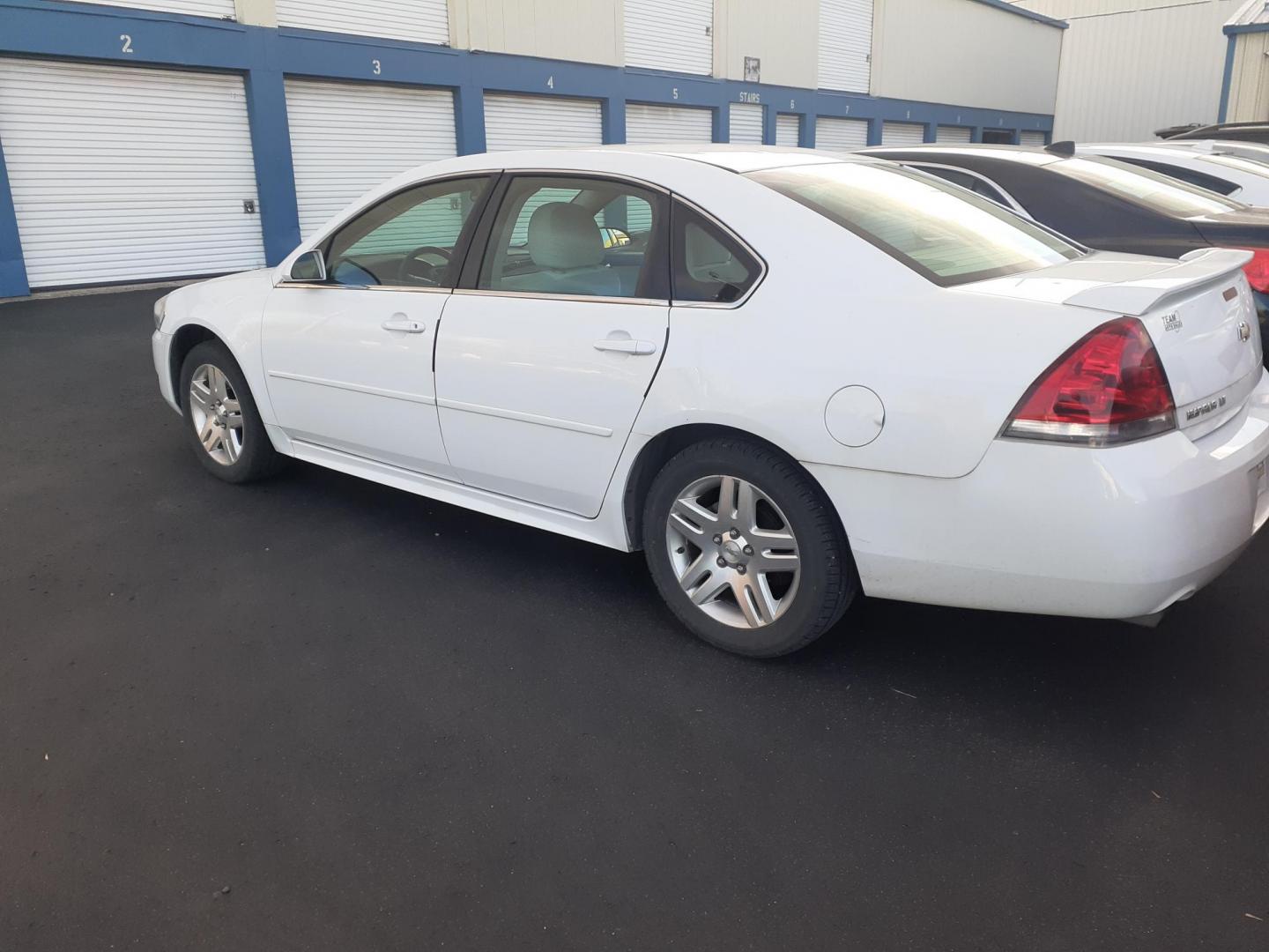 2012 Chevrolet Impala LT (Fleet) (2G1WG5E30C1) with an 3.6L V6 DOHC 16V FFV engine, 6-Speed Automatic transmission, located at 2015 Cambell Street, Rapid City, SD, 57701, (605) 342-8326, 44.066433, -103.191772 - CARFAX AVAILALBE - Photo#1