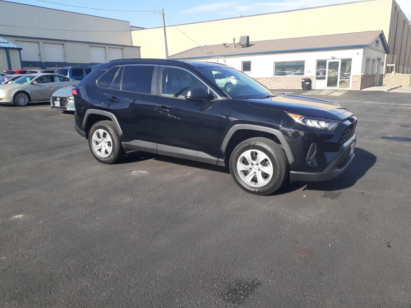 2020 Toyota RAV4 LE AWD (2T3F1RFV5LC) with an 2.5L L4 DOHC 16V engine, 8A transmission, located at 2015 Cambell Street, Rapid City, SD, 57701, (605) 342-8326, 44.066433, -103.191772 - CARFAX AVAILABLE - Photo#0