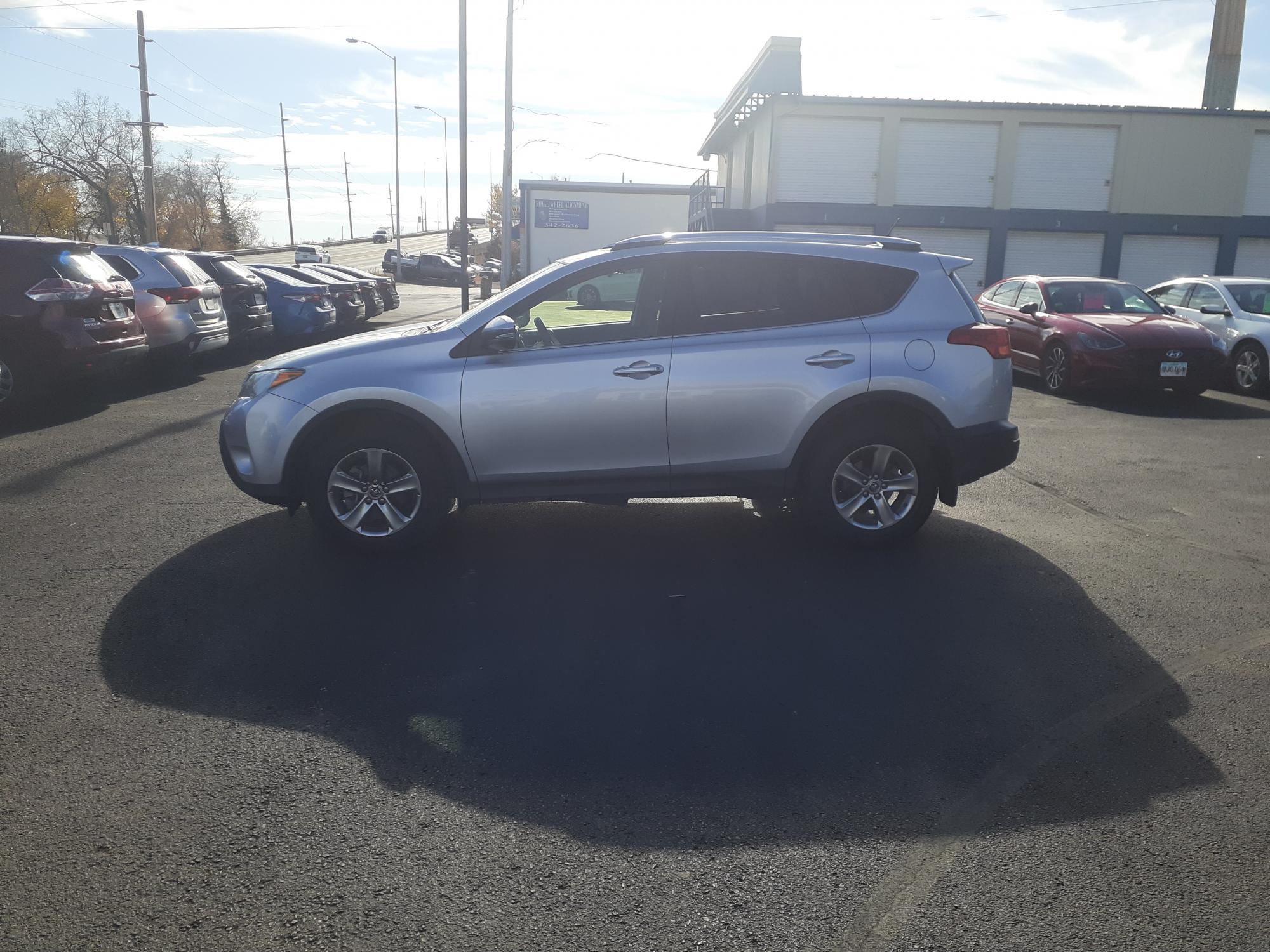 photo of 2015 Toyota RAV4 XLE AWD