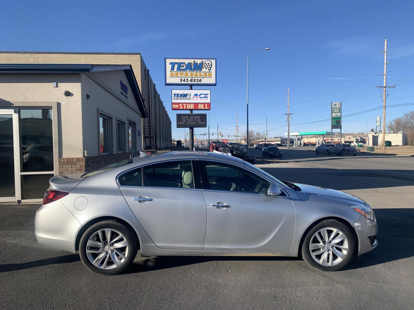 2014 silver Buick Regal Premium 1 (2G4GN5EX8E9) with an 2.0L L4 DOHC 16V TURBO engine, 6-Speed Automatic transmission, located at 2015 Cambell Street, Rapid City, SD, 57701, (605) 342-8326, 44.066433, -103.191772 - CARFAX AVAILABLE NEW ARRIVAL - Photo#0