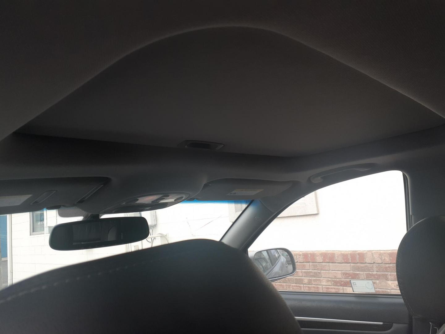 2008 Hyundai Santa Fe Limited (5NMSH13E68H) with an 3.3L V6 DOHC 24V engine, 5-Speed Automatic Overdrive transmission, located at 2015 Cambell Street, Rapid City, SD, 57701, (605) 342-8326, 44.066433, -103.191772 - CARFAX AVAILABLE - Photo#8