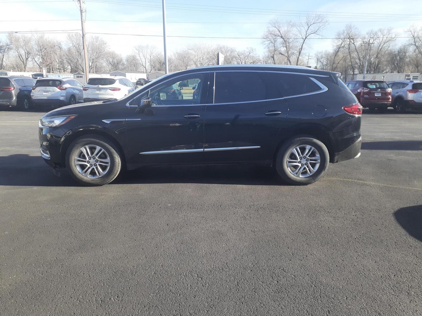 2018 Buick Enclave Essence's photo