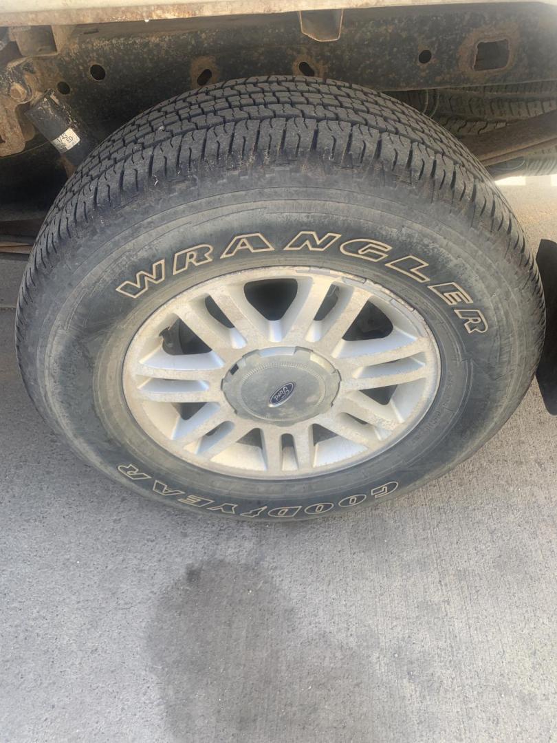 2010 Ford F-150 Lariat SuperCrew 5.5-ft. Bed 4WD (1FTFW1EV5AF) with an 5.4L V8 SOHC 24V FFV engine, 4-Speed Automatic transmission, located at 2015 Cambell Street, Rapid City, SD, 57701, (605) 342-8326, 44.066433, -103.191772 - ONE OWNER TRUCK - Photo#7