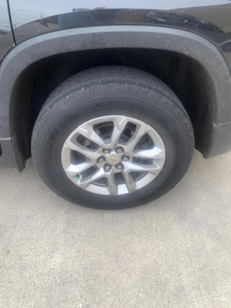 2019 black Chevrolet Traverse LS FWD (1GNERFKW1KJ) with an 3.6L V6 DOHC 24V engine, 9A transmission, located at 2015 Cambell Street, Rapid City, SD, 57701, (605) 342-8326, 44.066433, -103.191772 - Photo#8