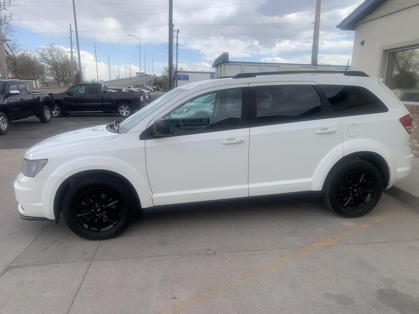 2020 Dodge Journey SE Value (3C4PDCAB5LT) with an 2.4L L4 DOHC 16V engine, 6A transmission, located at 2015 Cambell Street, Rapid City, SD, 57701, (605) 342-8326, 44.066433, -103.191772 - Arriving Soon - Photo#2