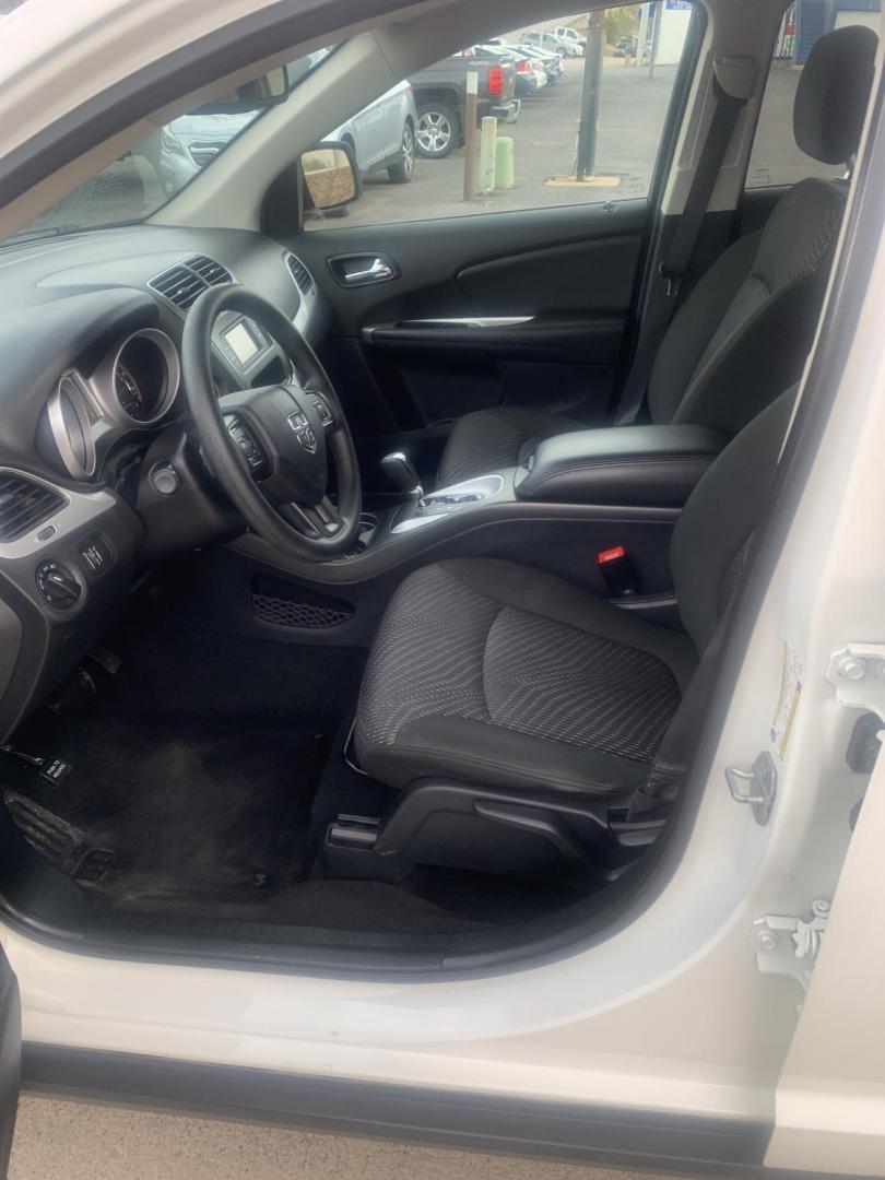 2020 Dodge Journey SE Value (3C4PDCAB5LT) with an 2.4L L4 DOHC 16V engine, 6A transmission, located at 2015 Cambell Street, Rapid City, SD, 57701, (605) 342-8326, 44.066433, -103.191772 - Arriving Soon - Photo#4