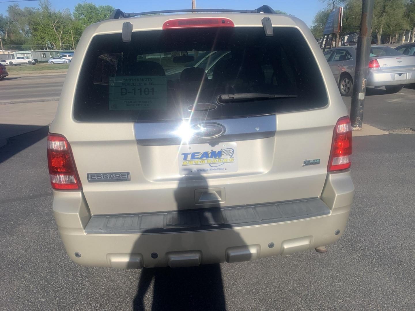 2012 Ford Escape Limited FWD (1FMCU0EG0CK) with an 3.0L V6 DOHC 24V engine, 6-Speed Automatic transmission, located at 2015 Cambell Street, Rapid City, SD, 57701, (605) 342-8326, 44.066433, -103.191772 - Photo#3