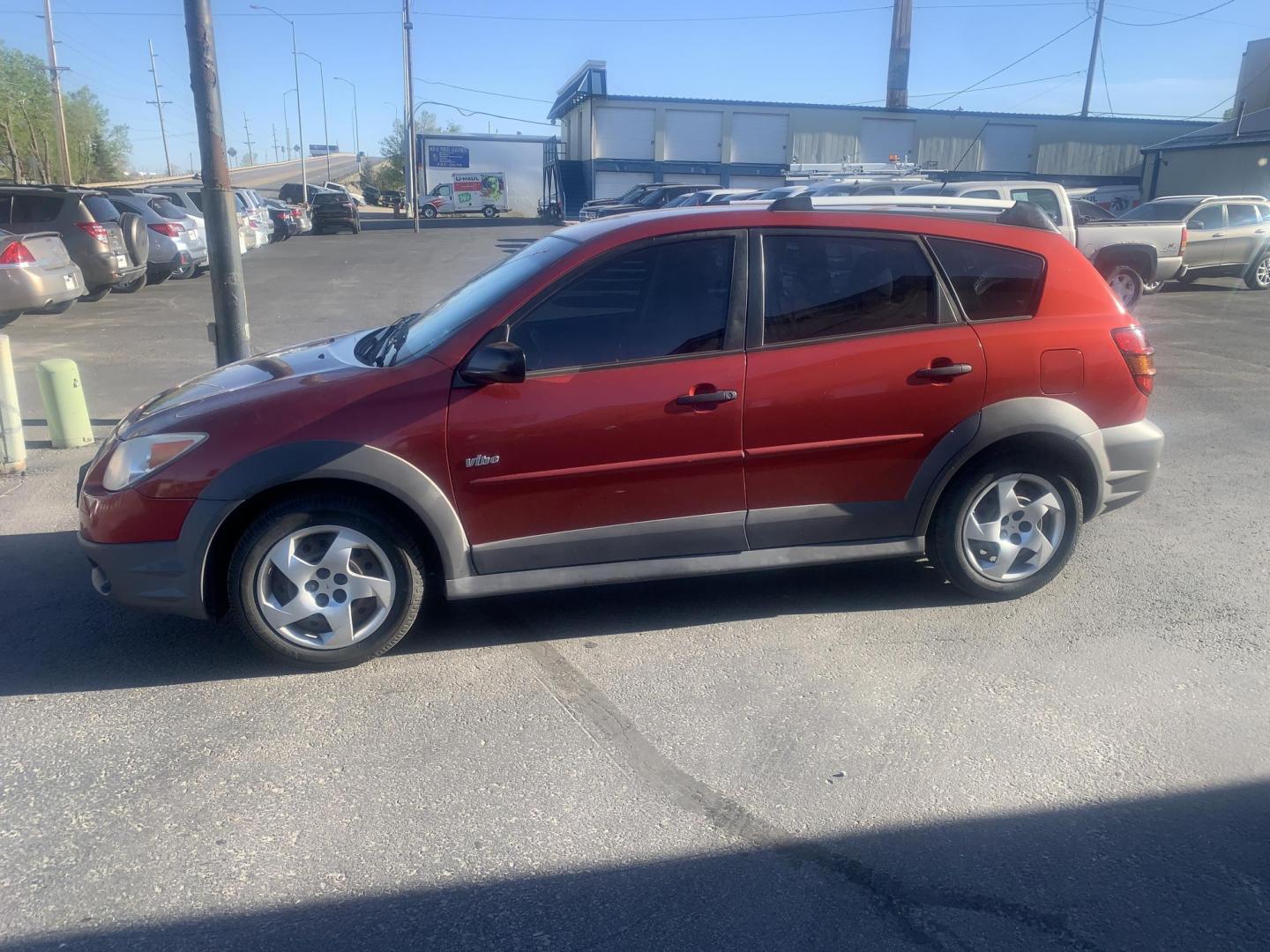 2008 Pontiac Vibe Base (5Y2SL65818Z) with an 1.8L L4 DOHC 16V engine, located at 2015 Cambell Street, Rapid City, SD, 57701, (605) 342-8326, 44.066433, -103.191772 - Photo#2