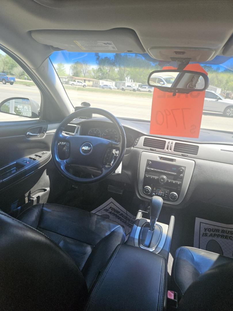 2007 Chevrolet Impala LT3 3.9L (2G1WC58R279) with an 3.9L V6 SOHC 12V engine, 4-Speed Automatic Overdrive transmission, located at 2015 Cambell Street, Rapid City, SD, 57701, (605) 342-8326, 44.066433, -103.191772 - Photo#5