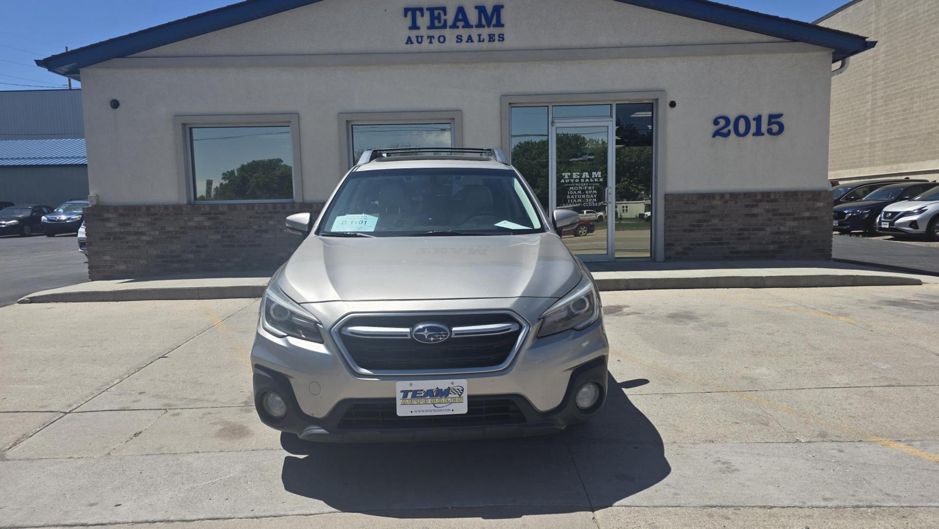 2018 Subaru Outback 3.6R Limited (4S4BSENC5J3) with an 3.6L H6 DOHC 24V engine, CVT transmission, located at 2015 Cambell Street, Rapid City, SD, 57701, (605) 342-8326, 44.066433, -103.191772 - Photo#1
