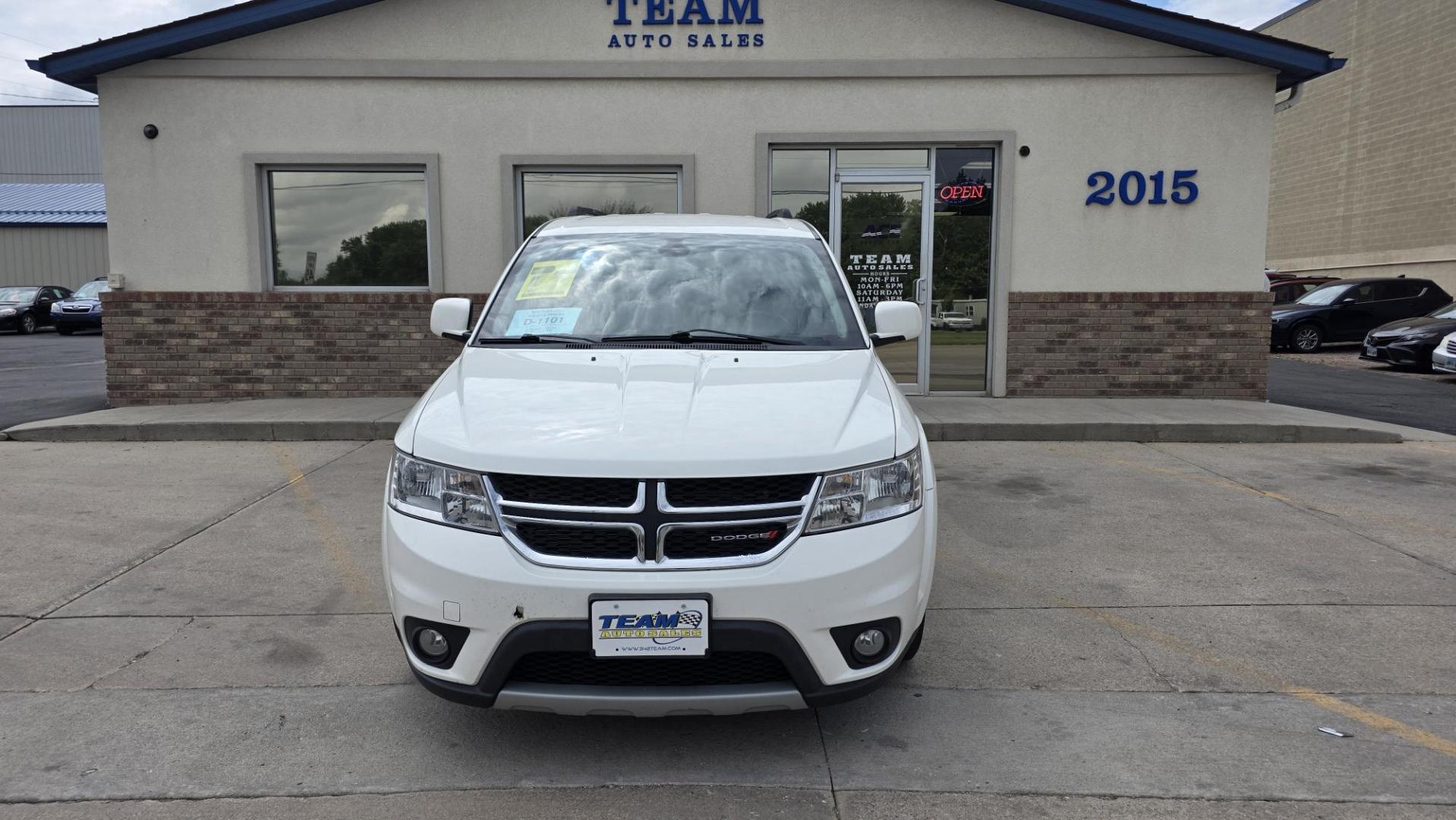 2019 Dodge Journey SE (3C4PDCBB9KT) with an 2.4L L6 DOHC 16V engine, 4A transmission, located at 2015 Cambell Street, Rapid City, SD, 57701, (605) 342-8326, 44.066433, -103.191772- Photo#1