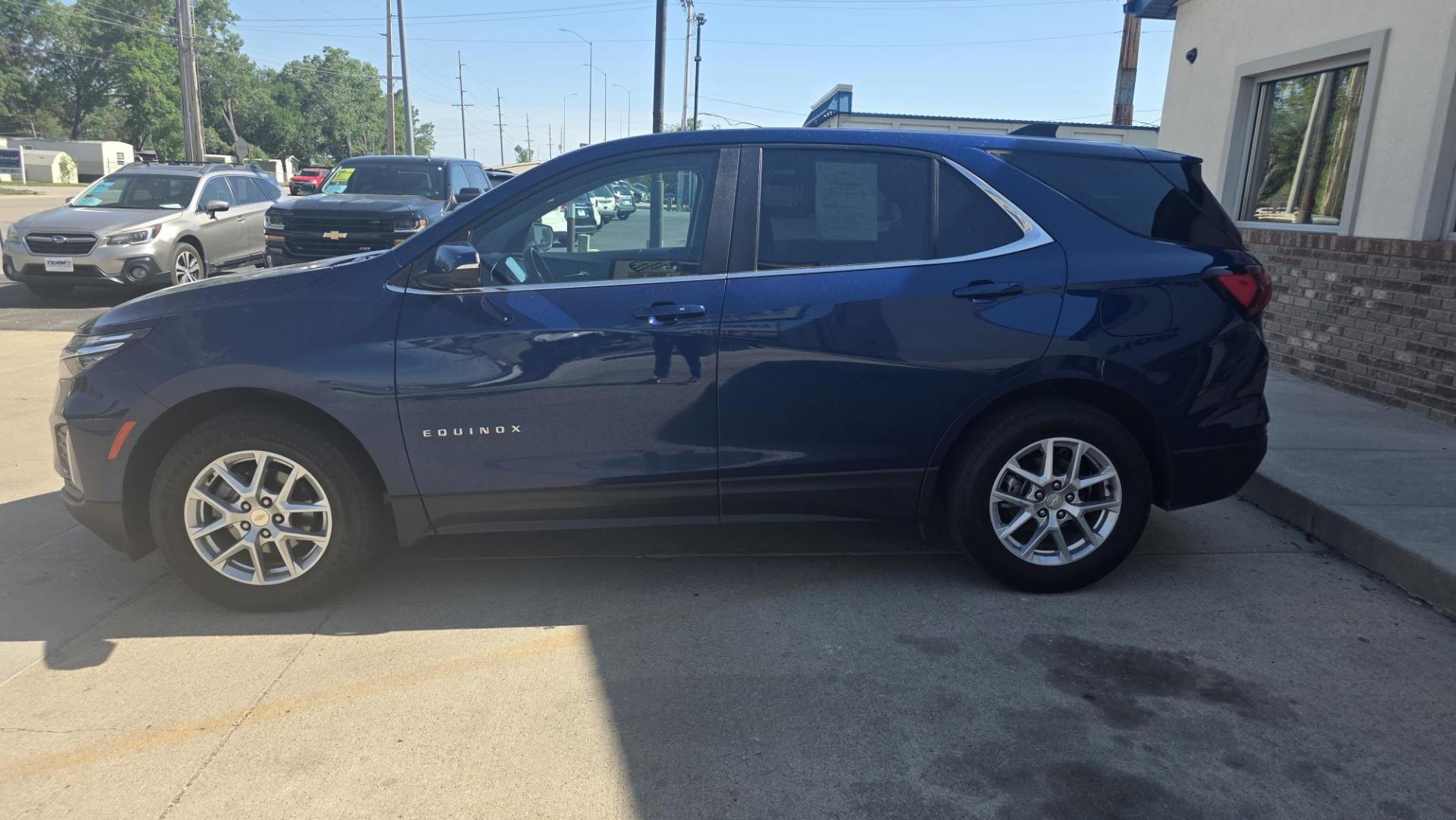 2023 Chevrolet Equinox LT AWD (3GNAXUEG9PL) with an 1.5L L4 DOHC 16V TURBO engine, 6A transmission, located at 2015 Cambell Street, Rapid City, SD, 57701, (605) 342-8326, 44.066433, -103.191772- Photo#5
