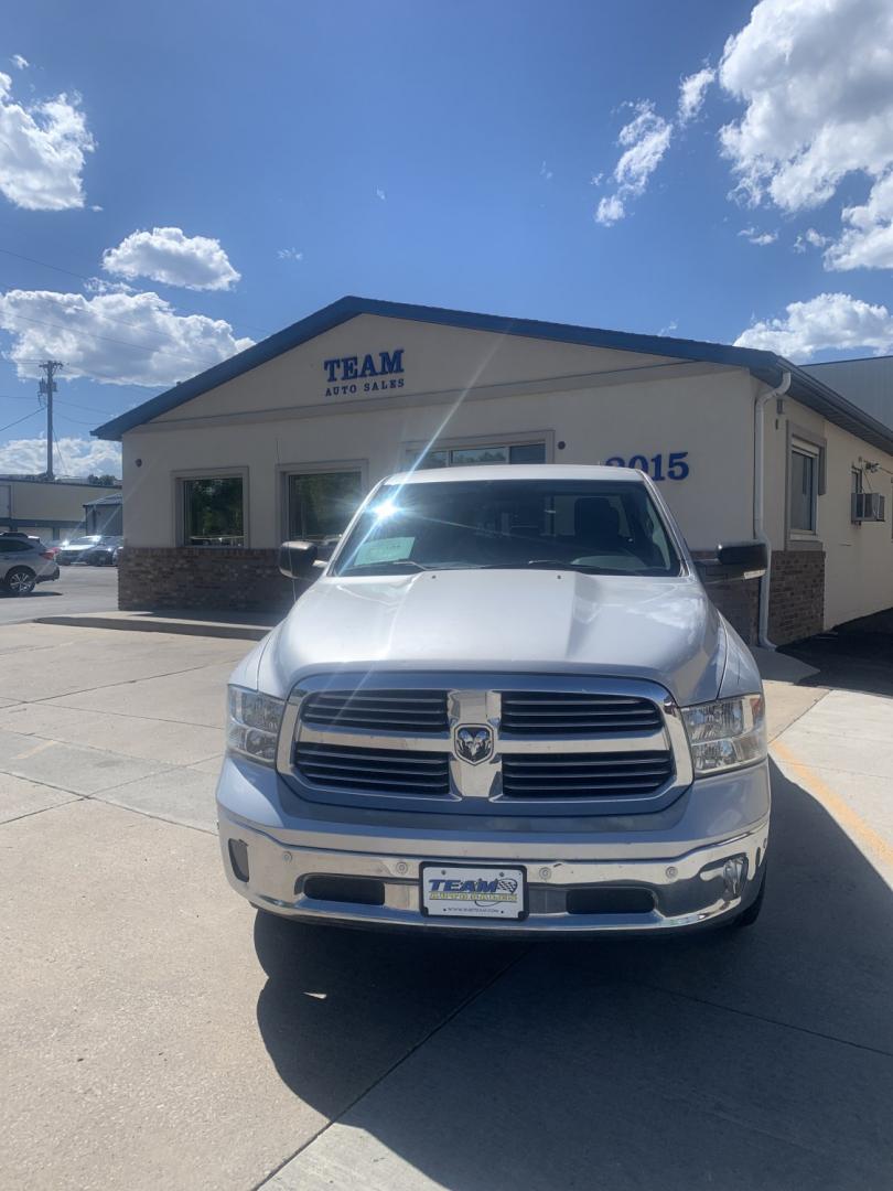 2016 RAM 1500 SLT Crew Cab SWB 2WD (1C6RR6LG0GS) with an 3.6L V6 DOHC 24V FFV engine, 6A transmission, located at 2015 Cambell Street, Rapid City, SD, 57701, (605) 342-8326, 44.066433, -103.191772 - JUST ARRIVED 2WD- Photo#0