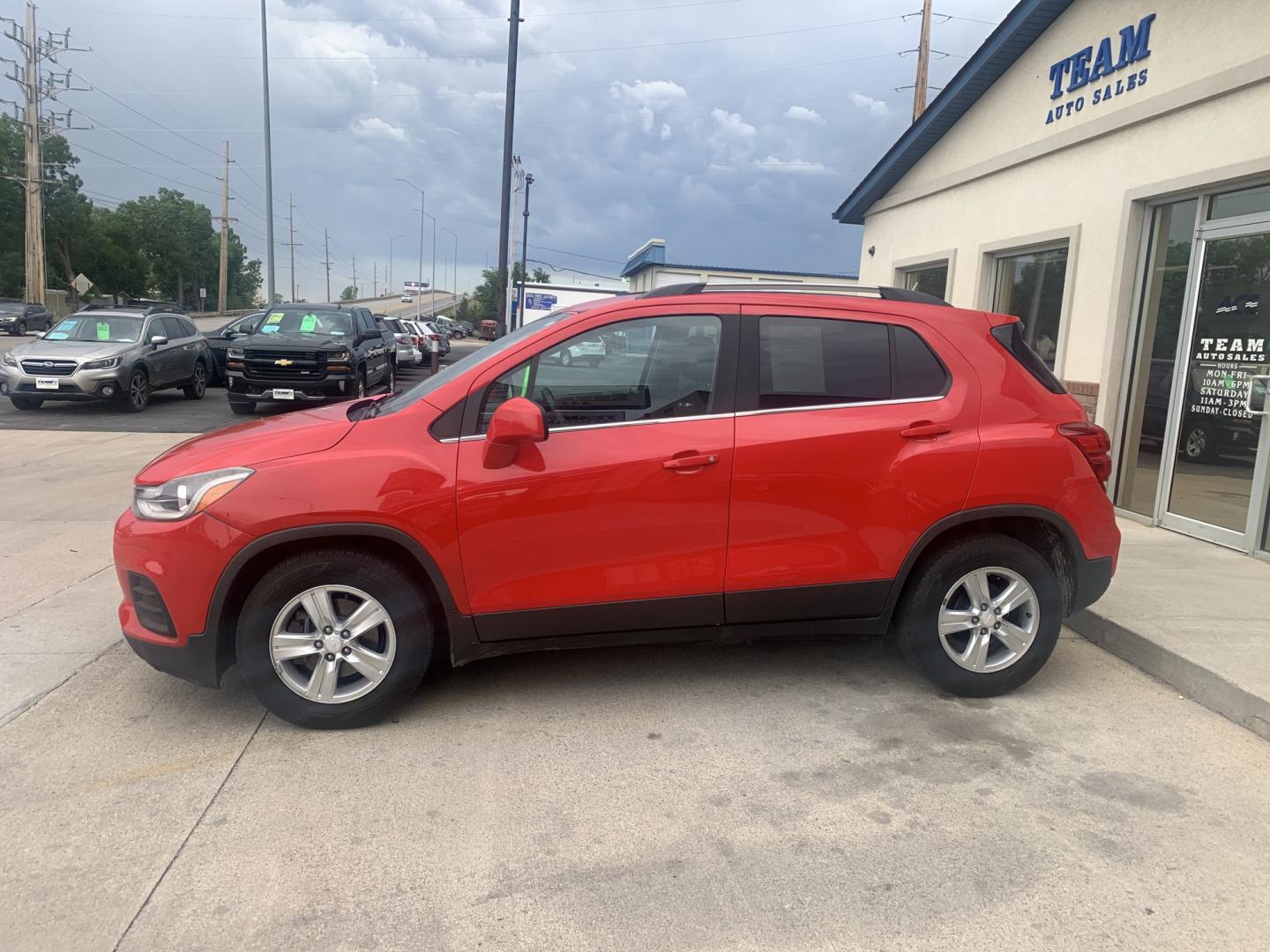 2017 Chevrolet Trax LT FWD (3GNCJLSB8HL) with an 1.4L L4 DOHC 16V engine, 6A transmission, located at 2015 Cambell Street, Rapid City, SD, 57701, (605) 342-8326, 44.066433, -103.191772 - JUST ARRIVED- Photo#2