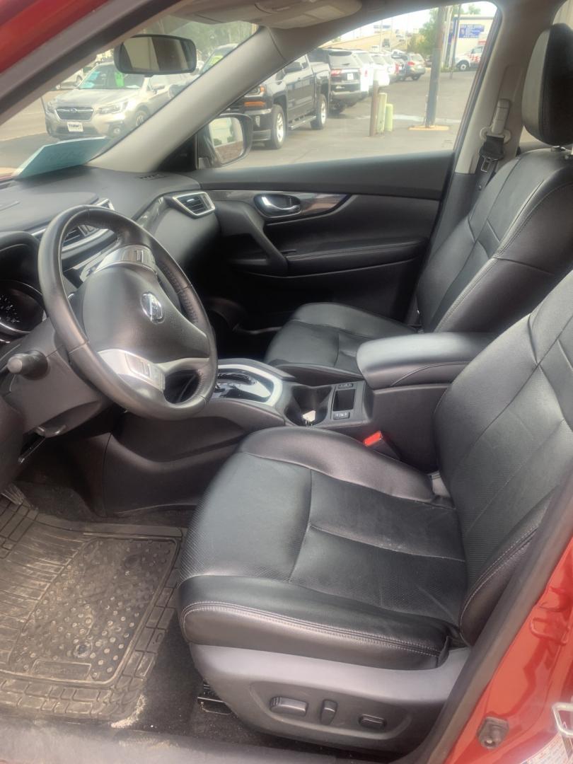2016 Nissan Rogue S AWD (5N1AT2MV9GC) with an 2.5L L4 DOHC 16V engine, CVT transmission, located at 2015 Cambell Street, Rapid City, SD, 57701, (605) 342-8326, 44.066433, -103.191772 - JUST ARRIVED- Photo#4