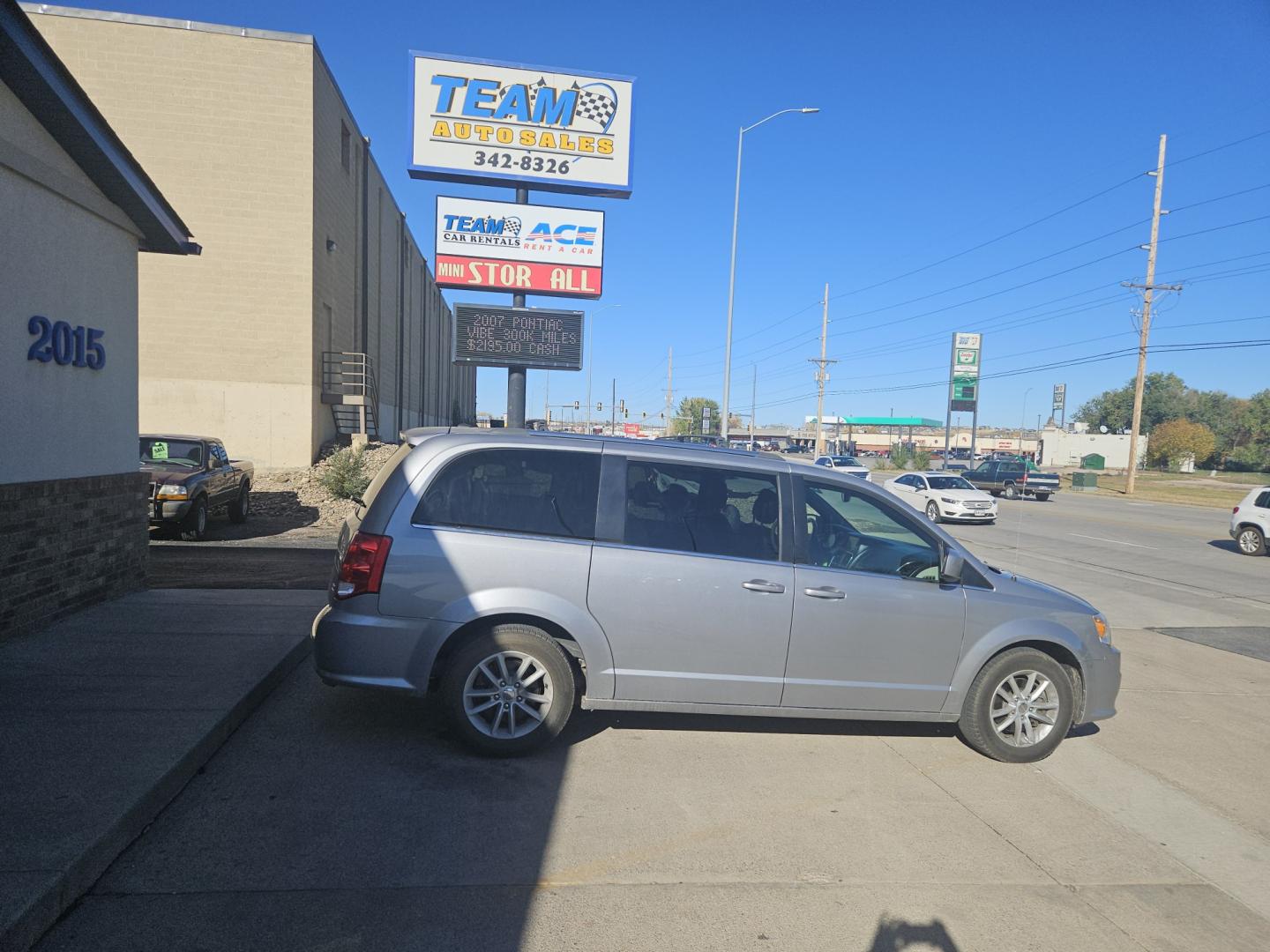 2019 Dodge Grand Caravan SXT (2C4RDGCG4KR) with an 3.6L V6 DOHC 24V engine, 6A transmission, located at 2015 Cambell Street, Rapid City, SD, 57701, (605) 342-8326, 44.066433, -103.191772- Photo#9