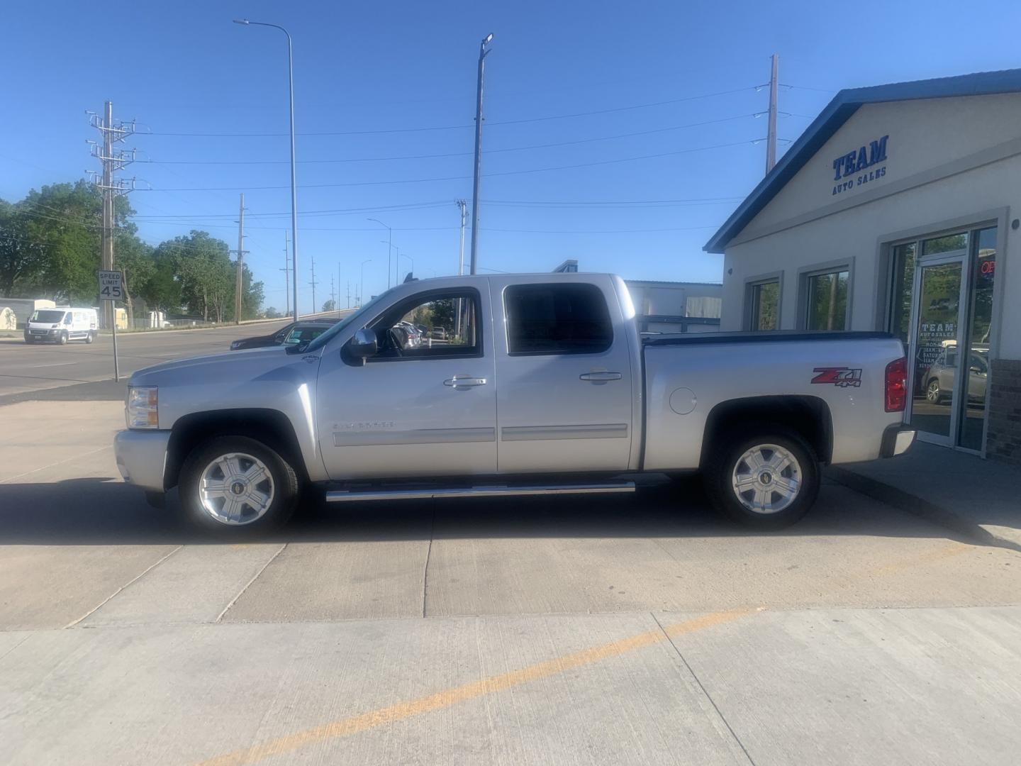 2012 Chevrolet Silverado 1500 LTZ Crew Cab 4WD (3GCPKTE73CG) with an 5.3L V8 OHV 16V FFV engine, 6-Speed Automatic transmission, located at 2015 Cambell Street, Rapid City, SD, 57701, (605) 342-8326, 44.066433, -103.191772- Photo#2
