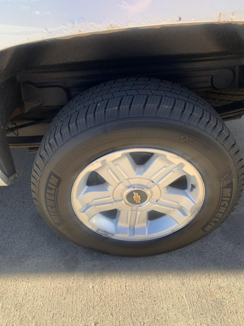 2012 Chevrolet Silverado 1500 LTZ Crew Cab 4WD (3GCPKTE73CG) with an 5.3L V8 OHV 16V FFV engine, 6-Speed Automatic transmission, located at 2015 Cambell Street, Rapid City, SD, 57701, (605) 342-8326, 44.066433, -103.191772- Photo#6