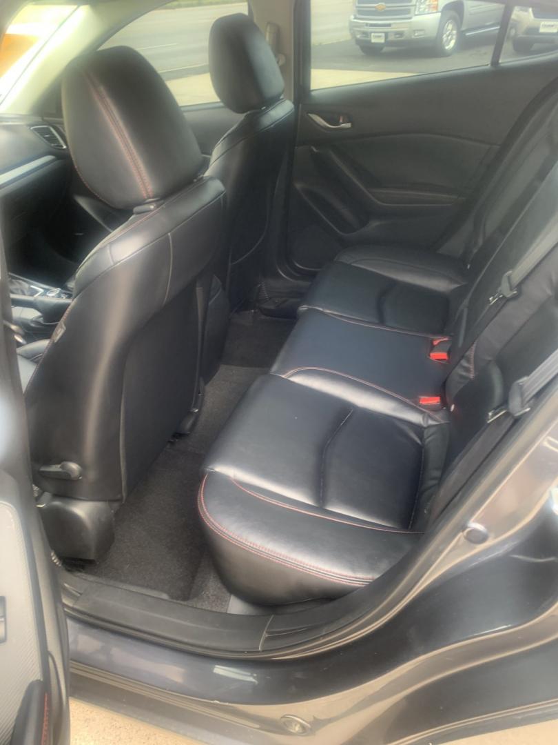 2015 Mazda MAZDA3 s Touring AT 5-Door (JM1BM1L39F1) with an 2.5L L4 DOHC 16V engine, 6-Speed Automatic transmission, located at 2015 Cambell Street, Rapid City, SD, 57701, (605) 342-8326, 44.066433, -103.191772 - just arrived- Photo#5