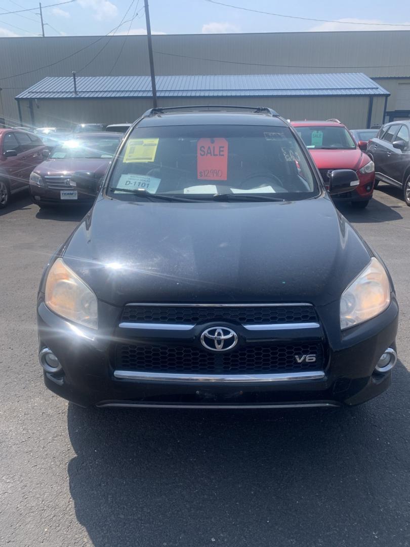 2011 Toyota RAV4 Limited V6 4WD (2T3DK4DV3BW) with an 3.5L V6 DOHC 24V engine, 5A transmission, located at 2015 Cambell Street, Rapid City, SD, 57701, (605) 342-8326, 44.066433, -103.191772 - NEW ARRIVAL PICTURES COMING SOON- Photo#1