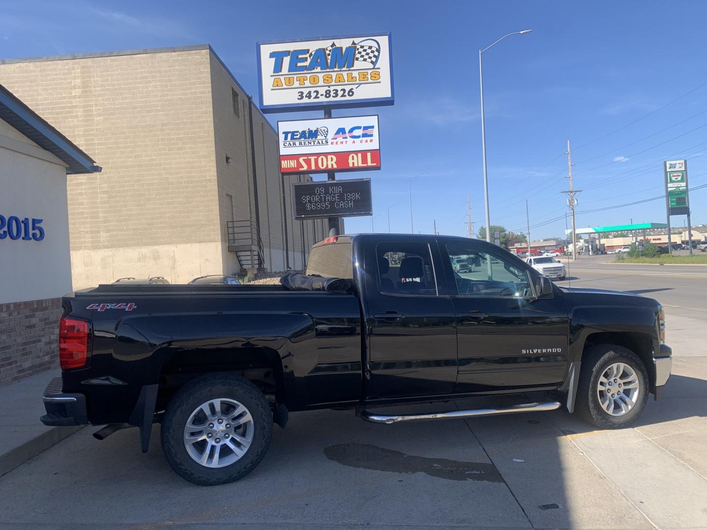 2015 Chevrolet Silverado 1500 LT Double Cab 4WD (1GCVKREC1FZ) with an 5.3L V8 OHV 16V engine, 6-Speed Automatic transmission, located at 2015 Cambell Street, Rapid City, SD, 57701, (605) 342-8326, 44.066433, -103.191772 - JUST ARRIVED Pictures to come after it has been serviced- Photo#0