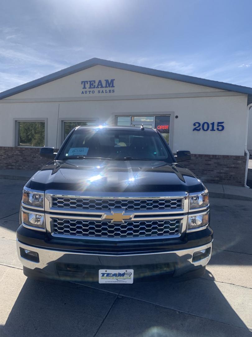 2015 Chevrolet Silverado 1500 LT Double Cab 4WD (1GCVKREC1FZ) with an 5.3L V8 OHV 16V engine, 6-Speed Automatic transmission, located at 2015 Cambell Street, Rapid City, SD, 57701, (605) 342-8326, 44.066433, -103.191772 - JUST ARRIVED Pictures to come after it has been serviced- Photo#1