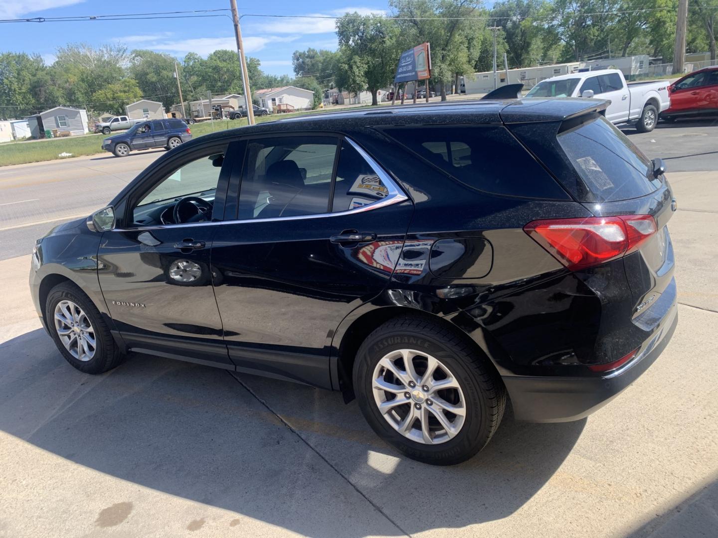 2019 Chevrolet Equinox LT 1.5 2WD (2GNAXKEV1K6) with an 1.5L L4 DIR DOHC 16V TURBO engine, 6A transmission, located at 2015 Cambell Street, Rapid City, SD, 57701, (605) 342-8326, 44.066433, -103.191772 - Car Fax Available- Photo#2