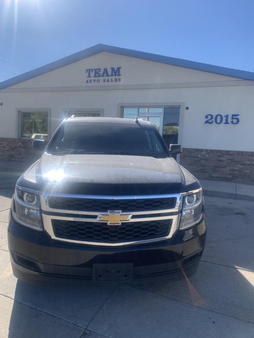 2020 Chevrolet Tahoe LT 4WD (1GNSKBKC9LR) with an 5.3L V8 OHV 16V engine, 6A transmission, located at 2015 Cambell Street, Rapid City, SD, 57701, (605) 342-8326, 44.066433, -103.191772 - JUST ARRIVED HIGH MILEAGE ONE OWNER- Photo#1