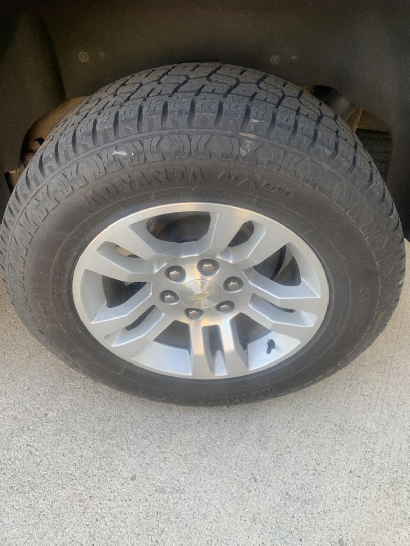 2020 Chevrolet Tahoe LT 4WD (1GNSKBKC9LR) with an 5.3L V8 OHV 16V engine, 6A transmission, located at 2015 Cambell Street, Rapid City, SD, 57701, (605) 342-8326, 44.066433, -103.191772 - JUST ARRIVED HIGH MILEAGE ONE OWNER- Photo#6