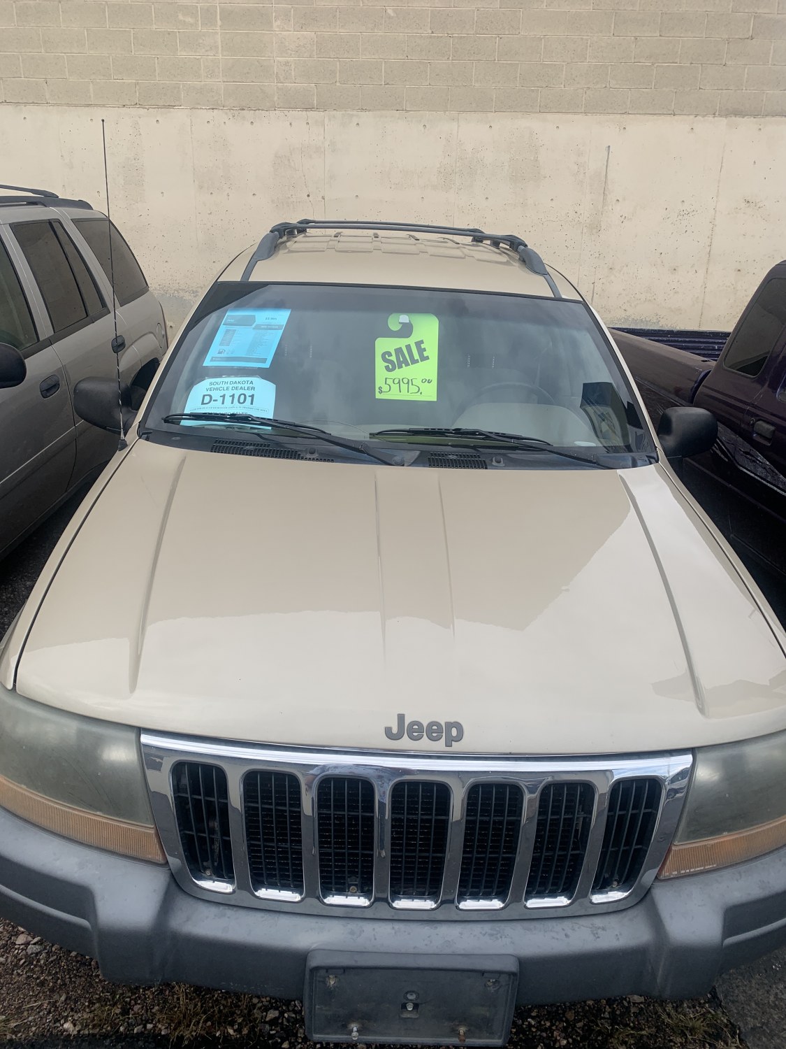 photo of 2001 Jeep Grand Cherokee Laredo 4WD