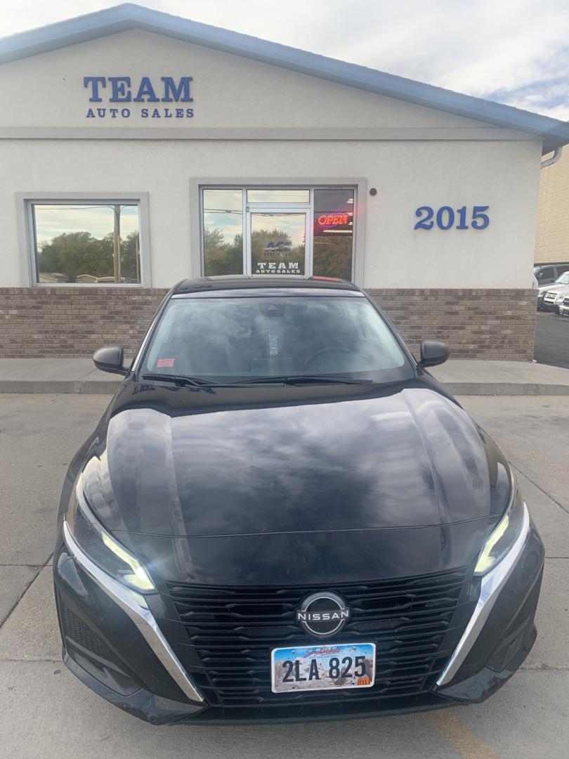 2025 Nissan Altima 2.5 SV (1N4BL4DVXSN) with an 2.5L L4 DOHC 16V engine, CVT transmission, located at 2015 Cambell Street, Rapid City, SD, 57701, (605) 342-8326, 44.066433, -103.191772- Photo#1