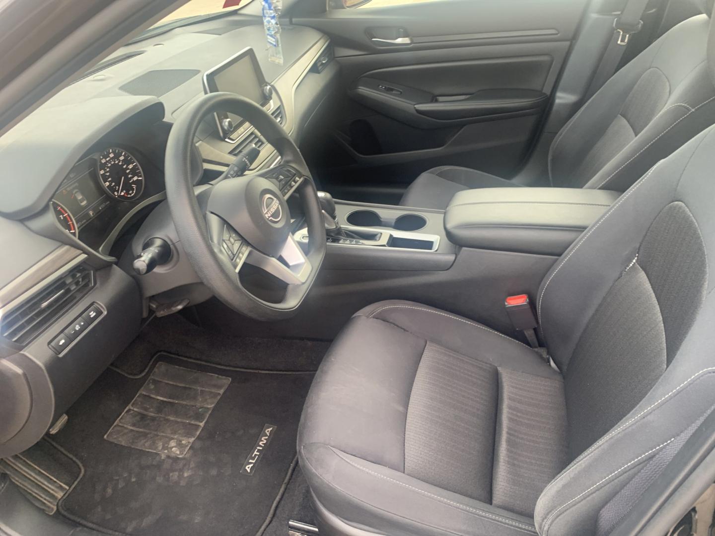 2025 Nissan Altima 2.5 SV (1N4BL4DVXSN) with an 2.5L L4 DOHC 16V engine, CVT transmission, located at 2015 Cambell Street, Rapid City, SD, 57701, (605) 342-8326, 44.066433, -103.191772- Photo#4