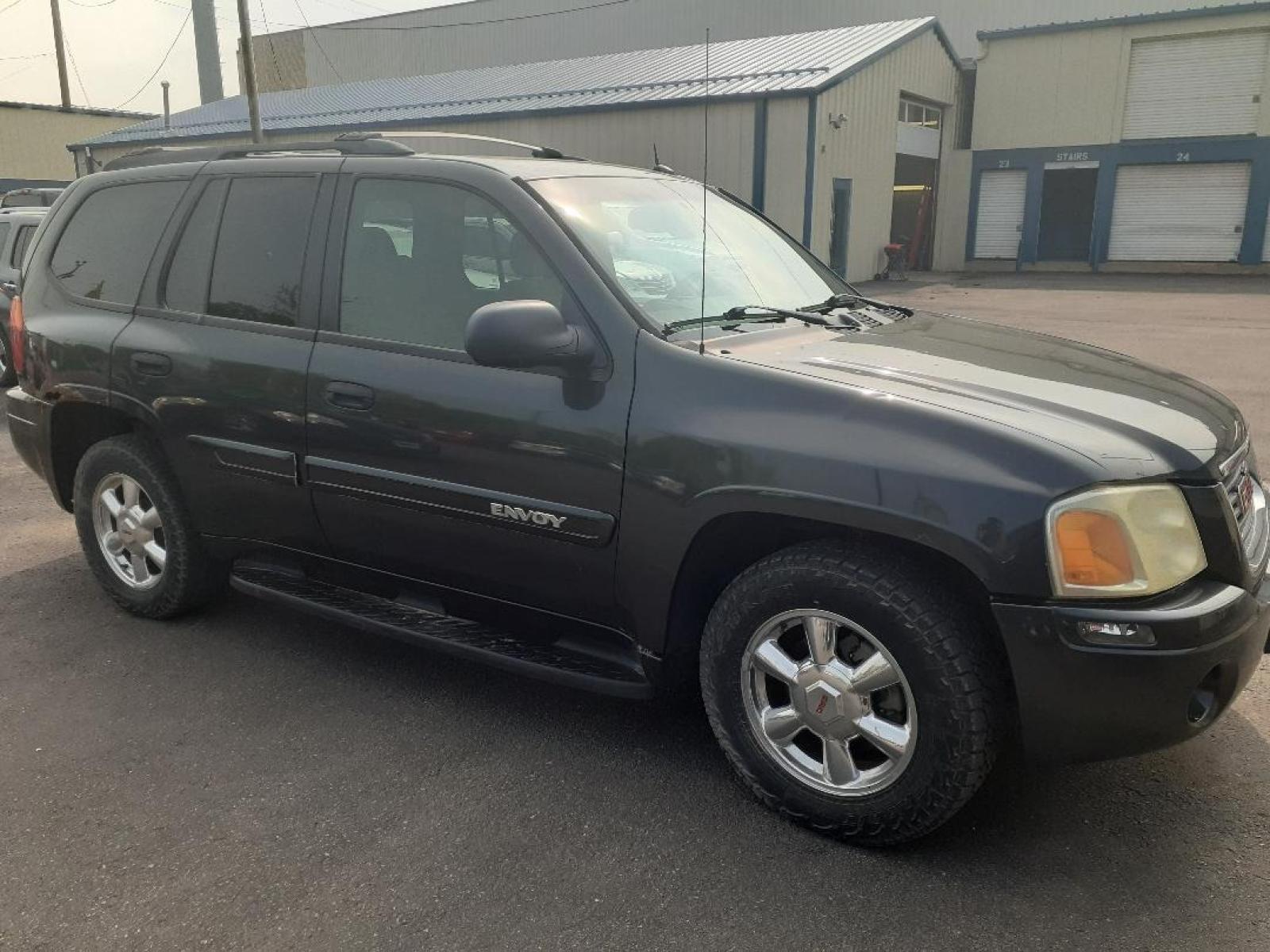 2004 GMC Envoy (1GKDT13S642) with an L6, 4.2L; DOHC engine, located at 2015 Cambell Street, Rapid City, SD, 57701, (605) 342-8326, 44.066433, -103.191772 - Photo #6