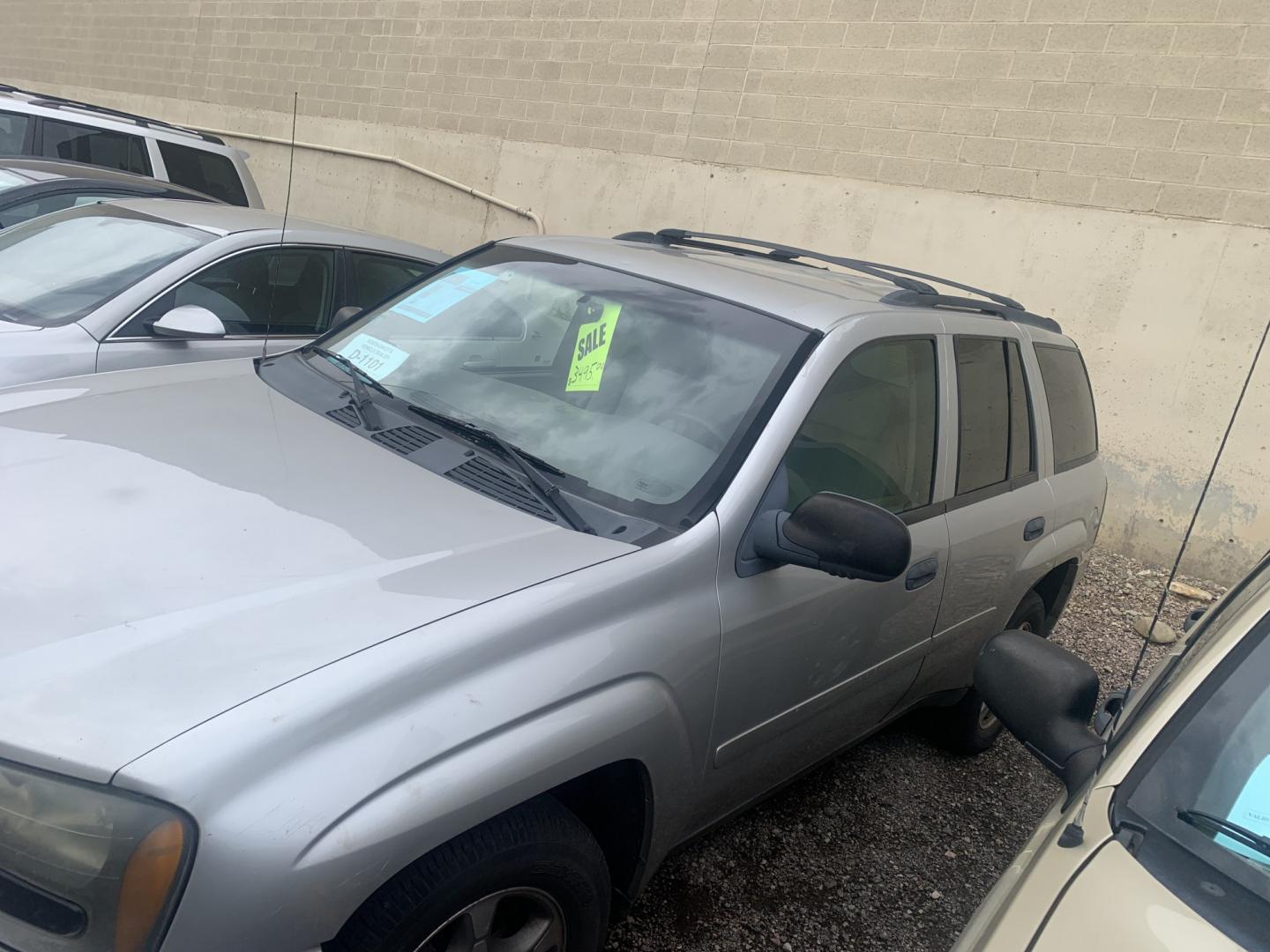 2008 Chevrolet TrailBlazer (1GNDT13S482) with an 4.2L L6 DOHC 24V engine, 4-Speed Automatic Overdrive transmission, located at 2015 Cambell Street, Rapid City, SD, 57701, (605) 342-8326, 44.066433, -103.191772 - CARFAX AVAILABLE NO FINANCING AVAILABLE CASH SALE VEHICLE- Photo#2